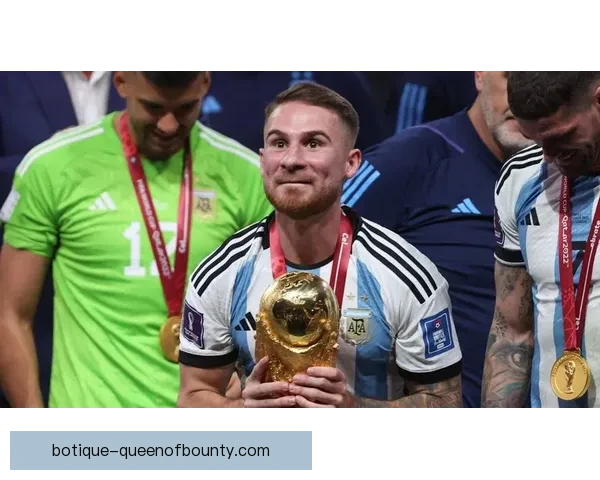 从博卡青年的南美天才到英超布莱顿中场核心麦卡利斯特的崛起之路